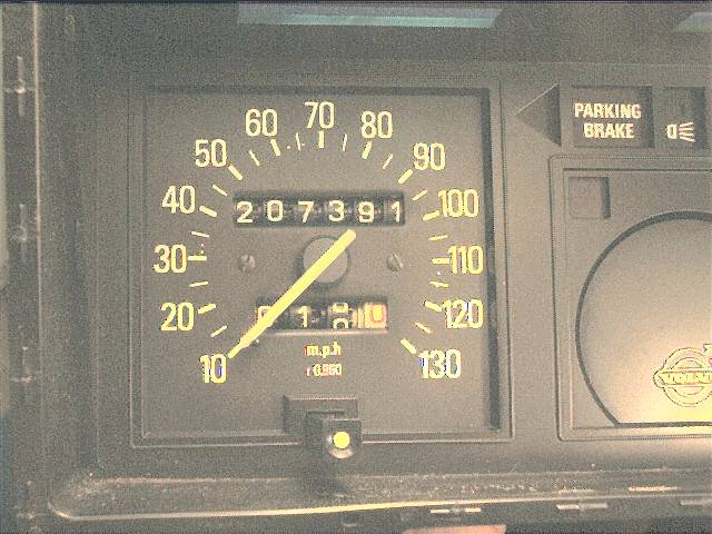 20010310_Volvo01.jpg (59883 bytes)